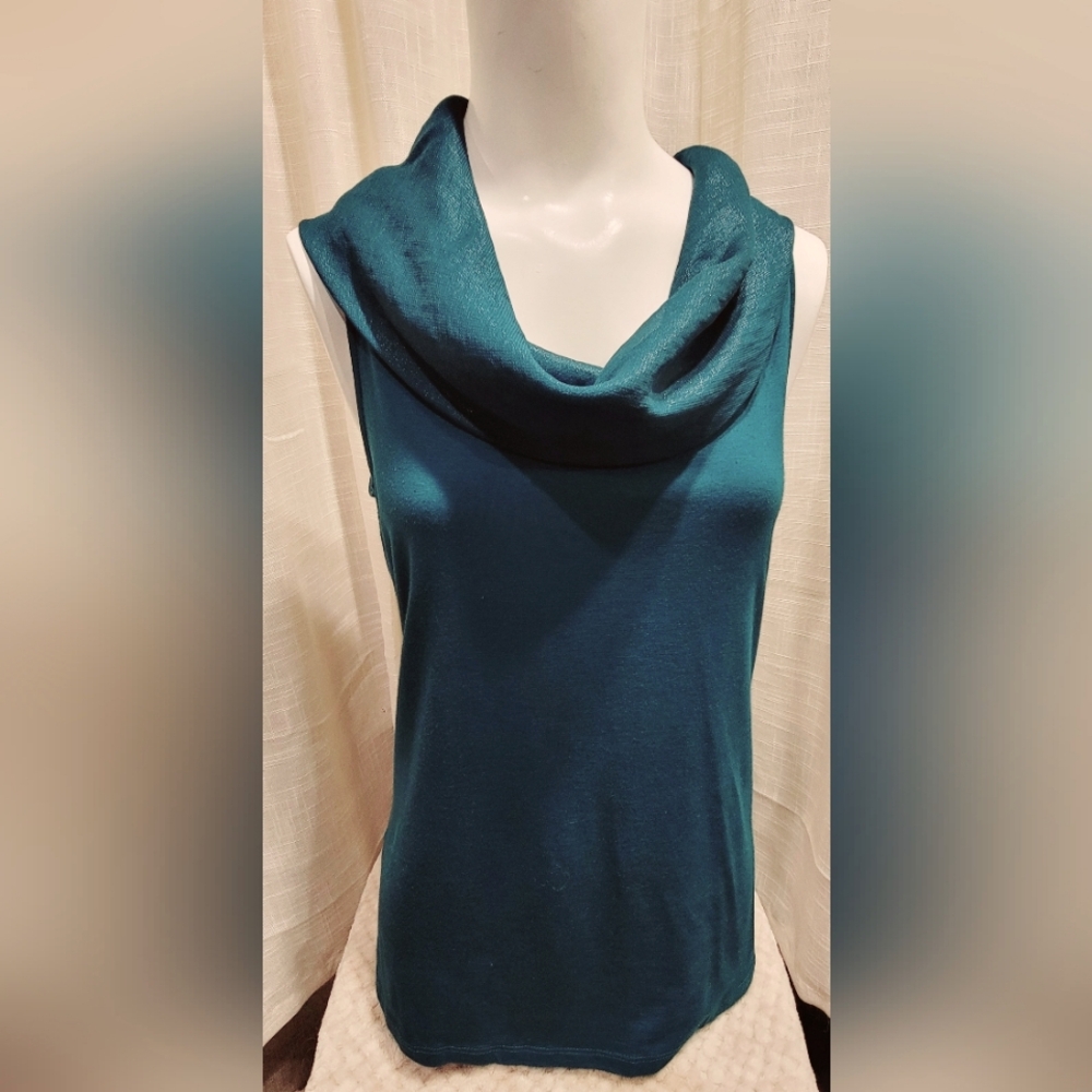 Ann Taylor Sleeveless Cowlneck Shell/Blouse